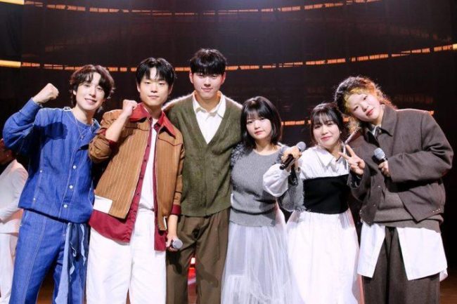 '2025 SBS 연예대상' 탁재훈·유노윤호, 역대급 축하무대 라인업 공개