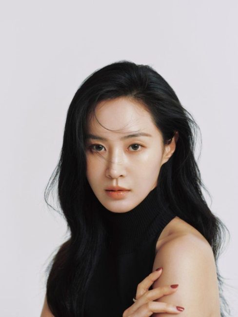 권유리, 6년 만에 연극 복귀… ‘말벌’ 카알라 役 확정