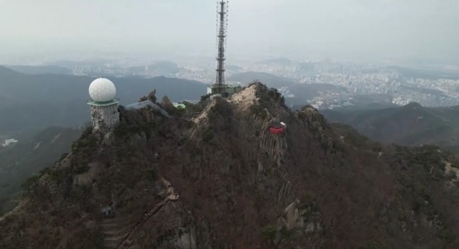 관악산으로 출근합니다